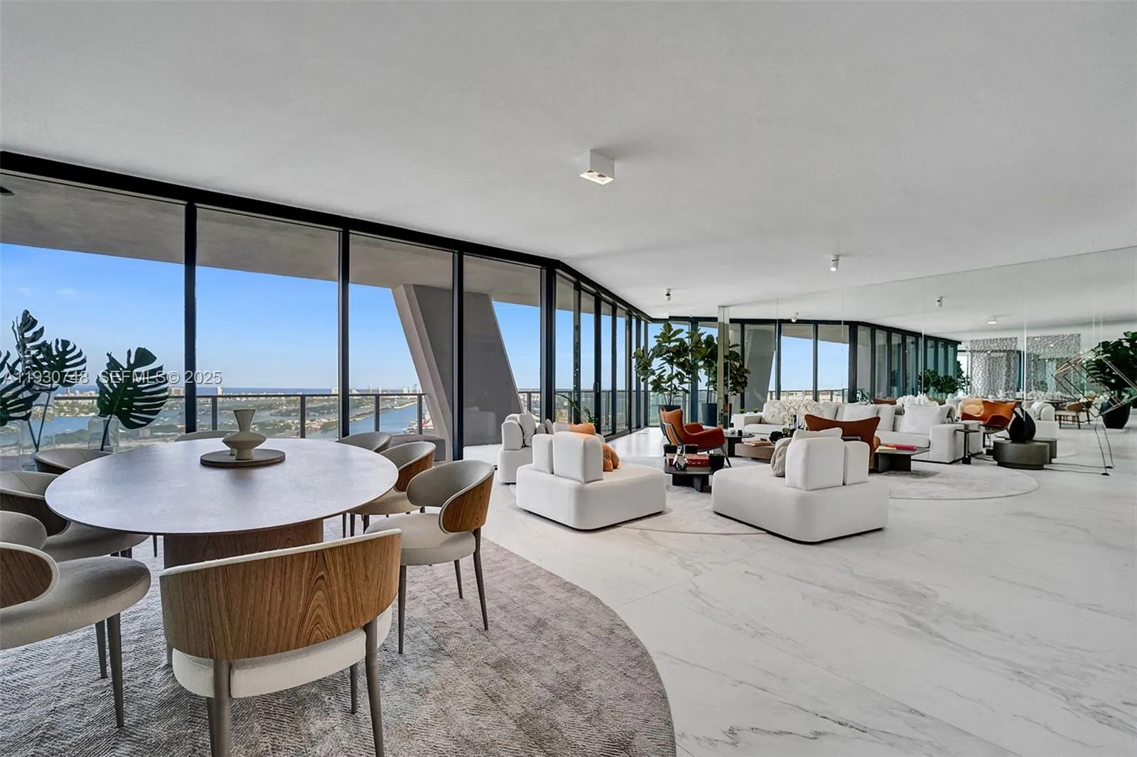 1000 Biscayne Blvd # 3902, Miami FL 33132