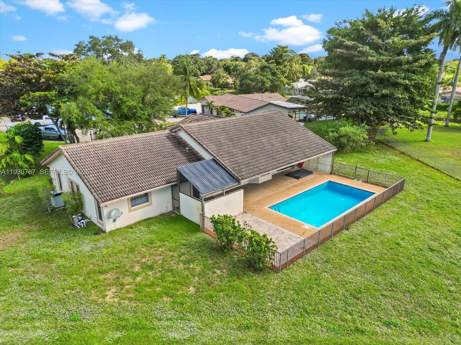 2940 NW 114th Way, Coral Springs FL 33065