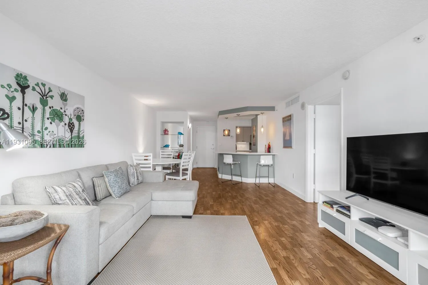 6917 Collins Ave # 1008, Miami Beach FL 33141