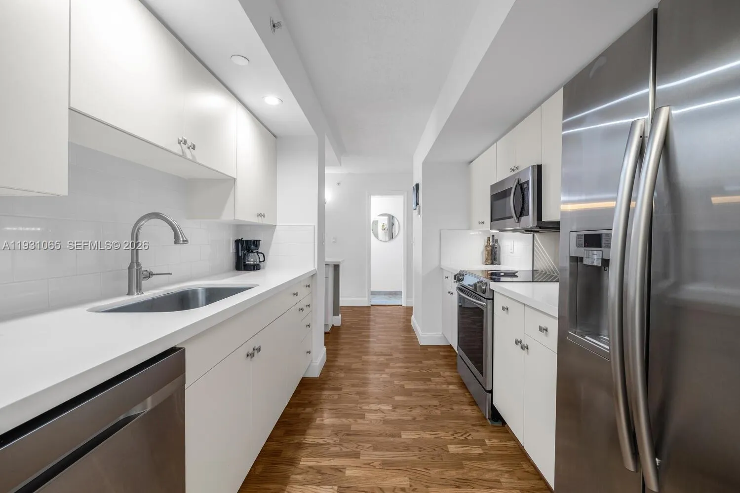 6917 Collins Ave # 1008, Miami Beach FL 33141