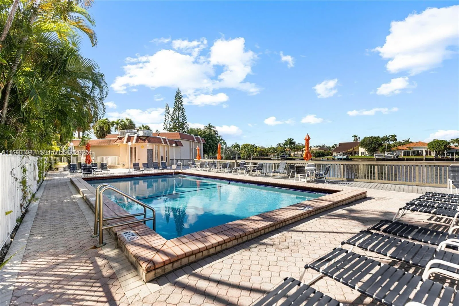 2101 Atlantic Shores Blvd # 218, Hallandale Beach FL 33009