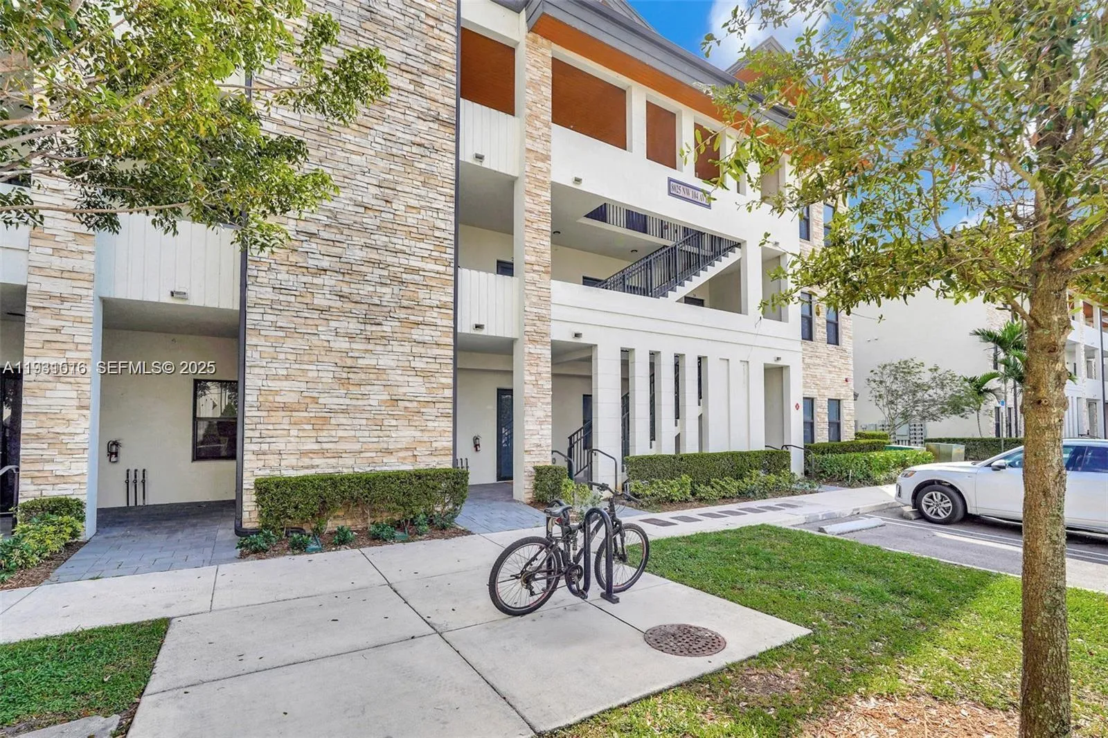 8025 NW 104th Ave # 23, Doral FL 33178