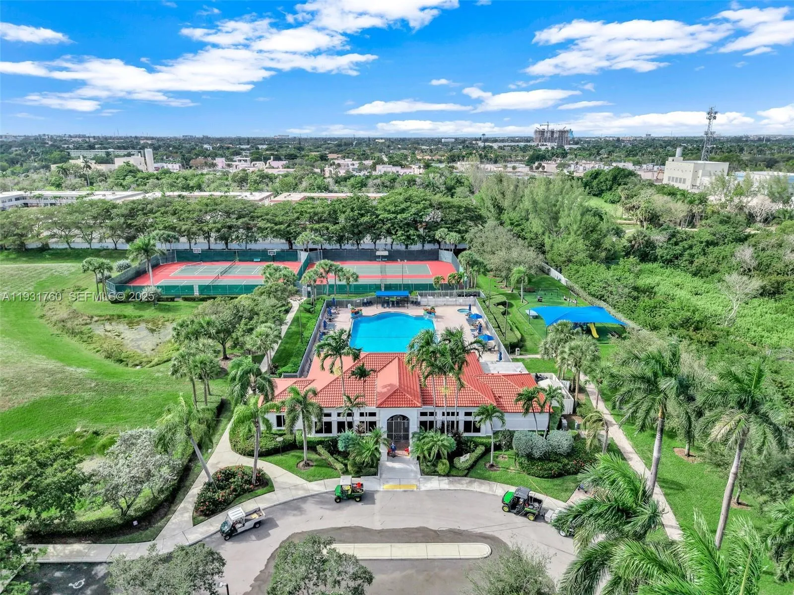 3 bedroom 3 bath for sale at 1420 Weeping Willow Way, Hollywood FL 33019