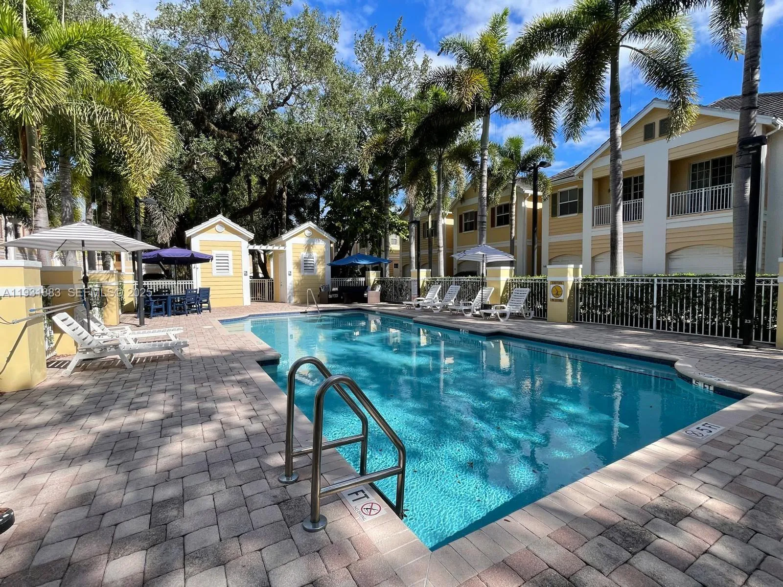 511 SW 18th Ave # 1, Fort Lauderdale FL 33312