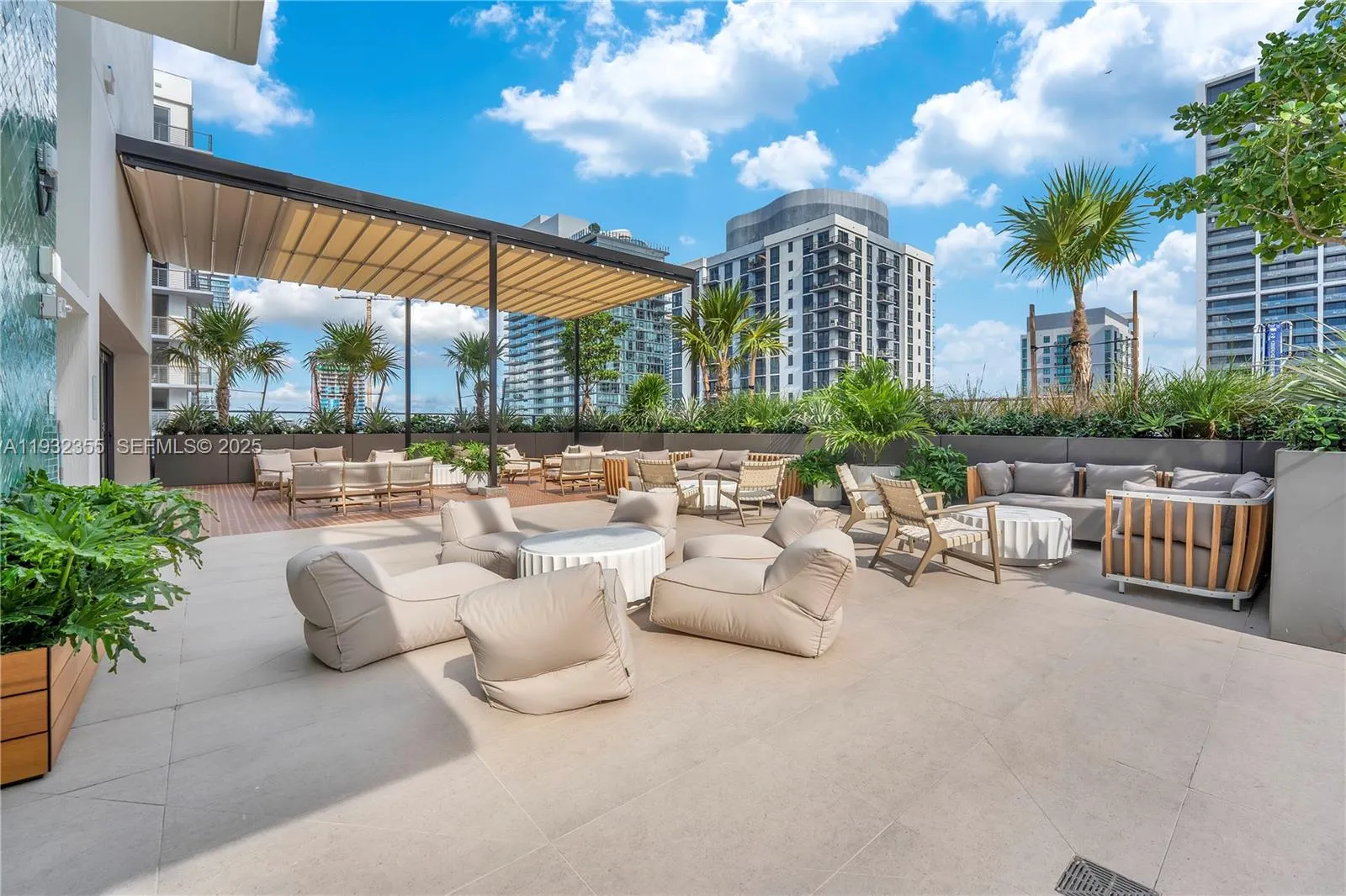 11 NE 6 Street # 2201, Miami FL 33132