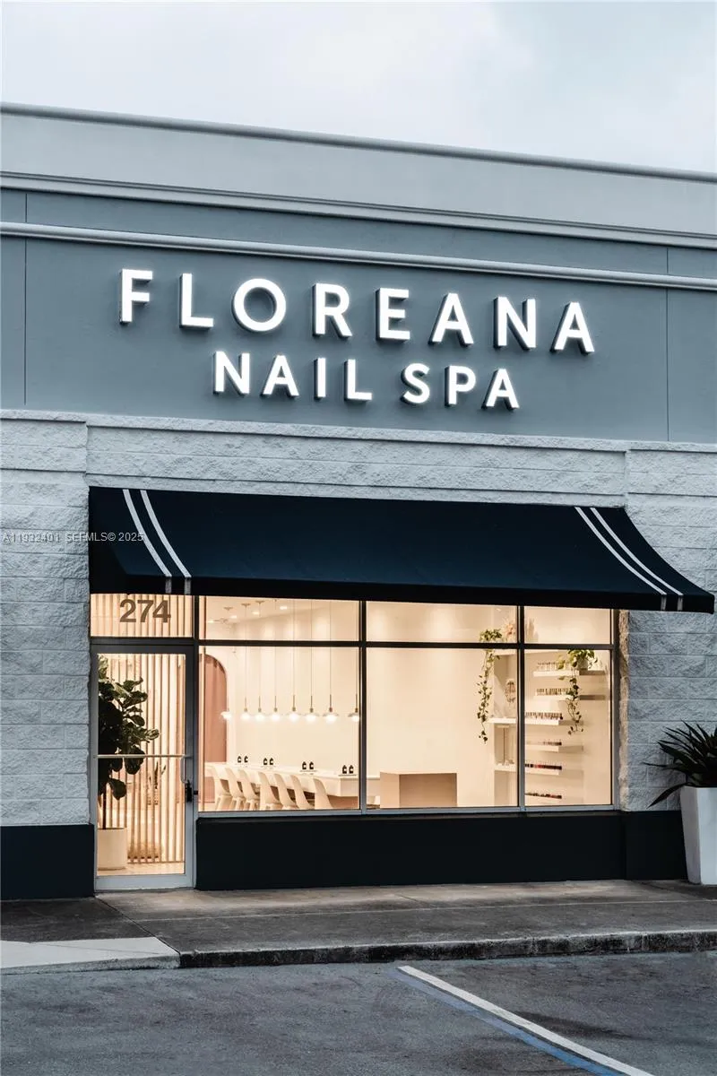 for sale at 240-290 N Federal Highway, Fort Lauderdale FL 33301