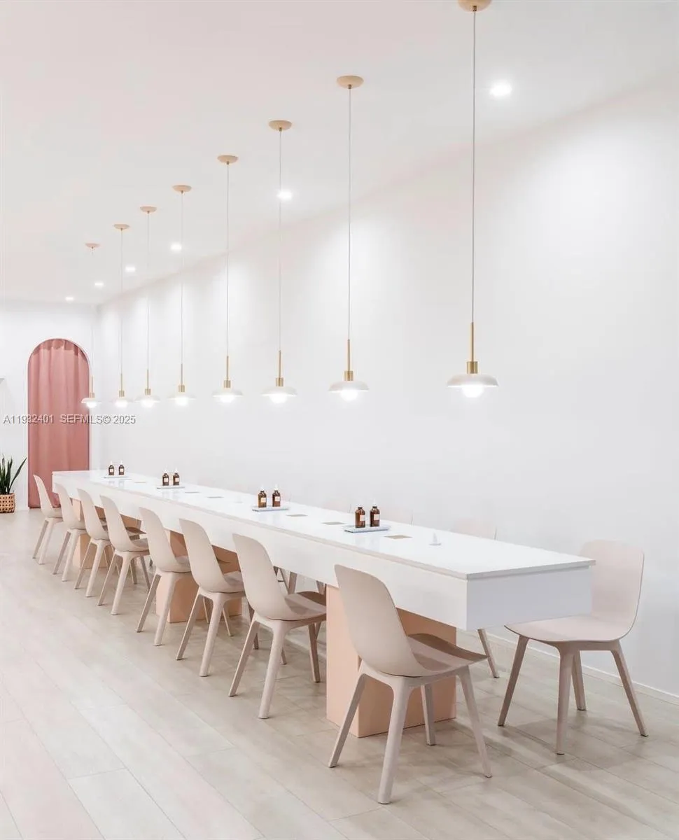 240-290 N Federal Highway, Fort Lauderdale FL 33301