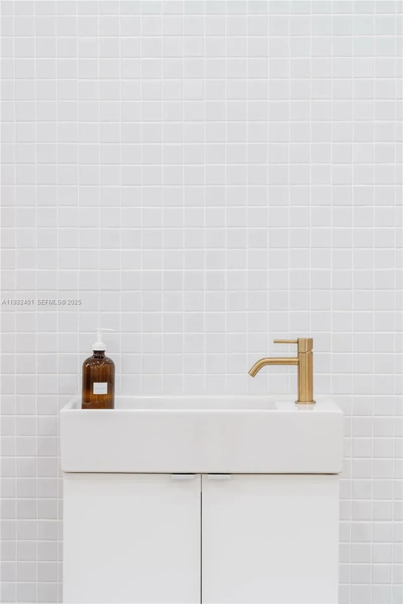 240-290 N Federal Highway, Fort Lauderdale FL 33301