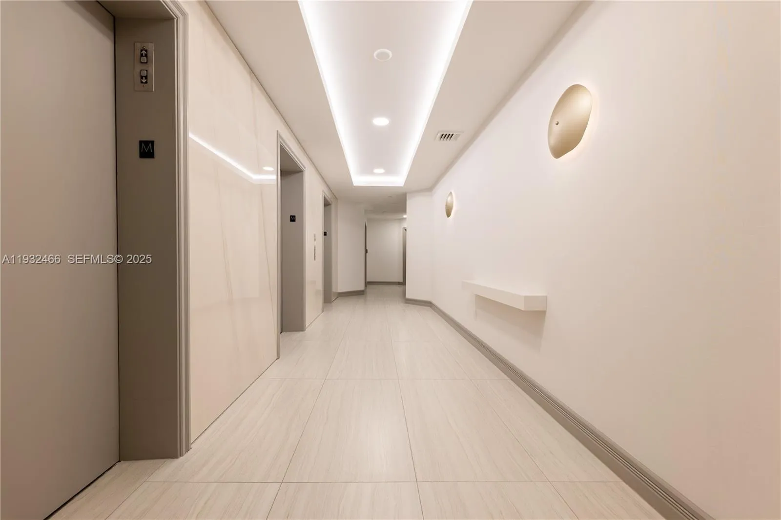 21205 Yacht Club Drive # 304, Aventura FL 33180