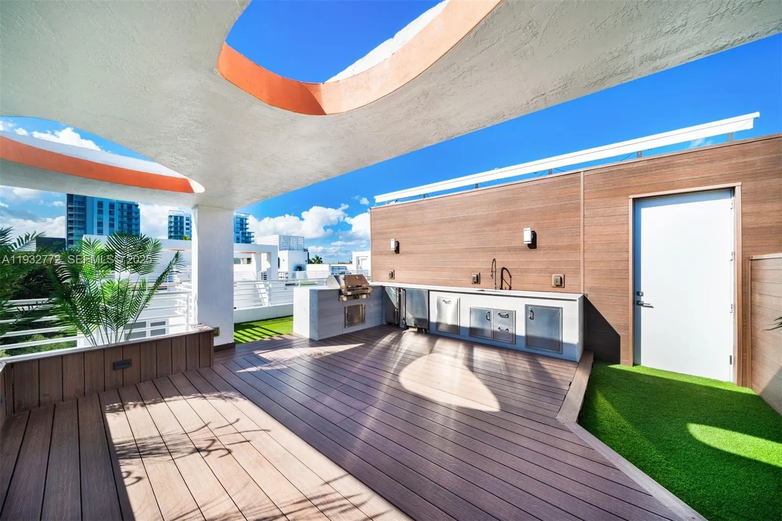 455 NE 39th St # 202, Miami FL 33137