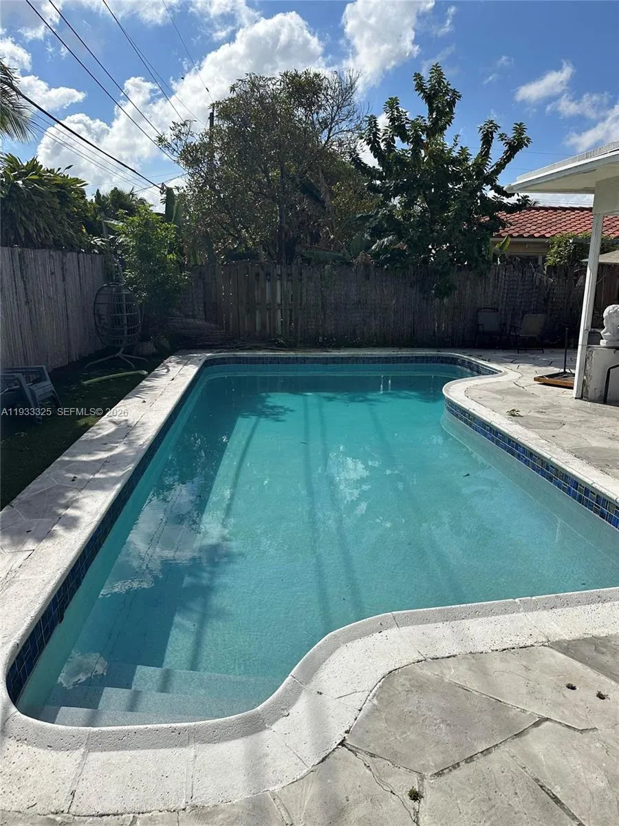 4105 NW 78th Way, Coral Springs FL 33065