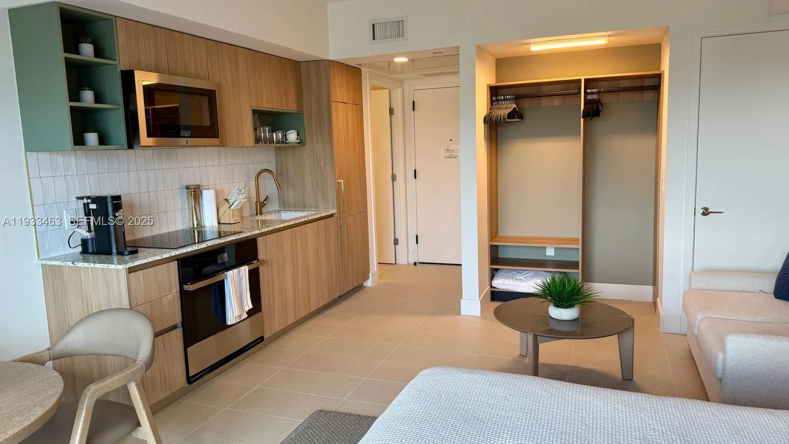 159 NE 6th St # 4010, Miami FL 33132