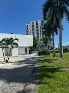 3621 NE Miami Ct, Miami FL 33137