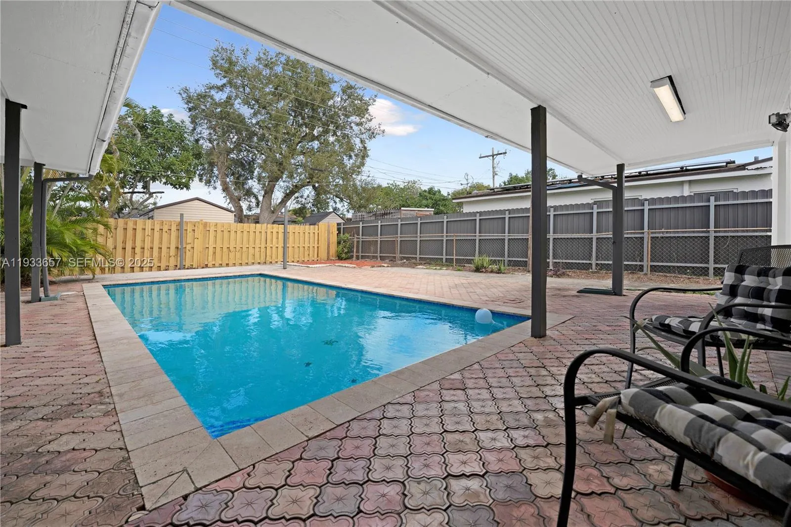 3 bedroom 2 bath for sale at 6841 Raleigh St, Hollywood FL 33024