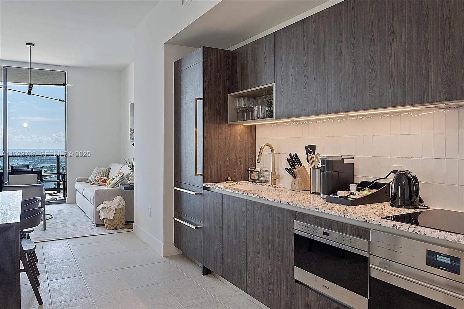 159 NE 6th St # 5015, Miami FL 33132