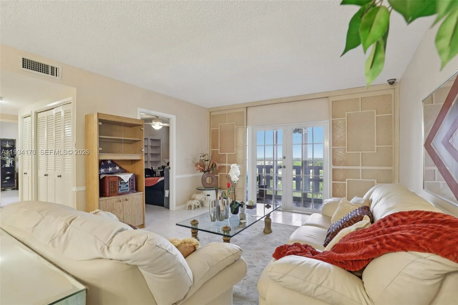 4350 Hillcrest Dr # 702, Hollywood FL 33021