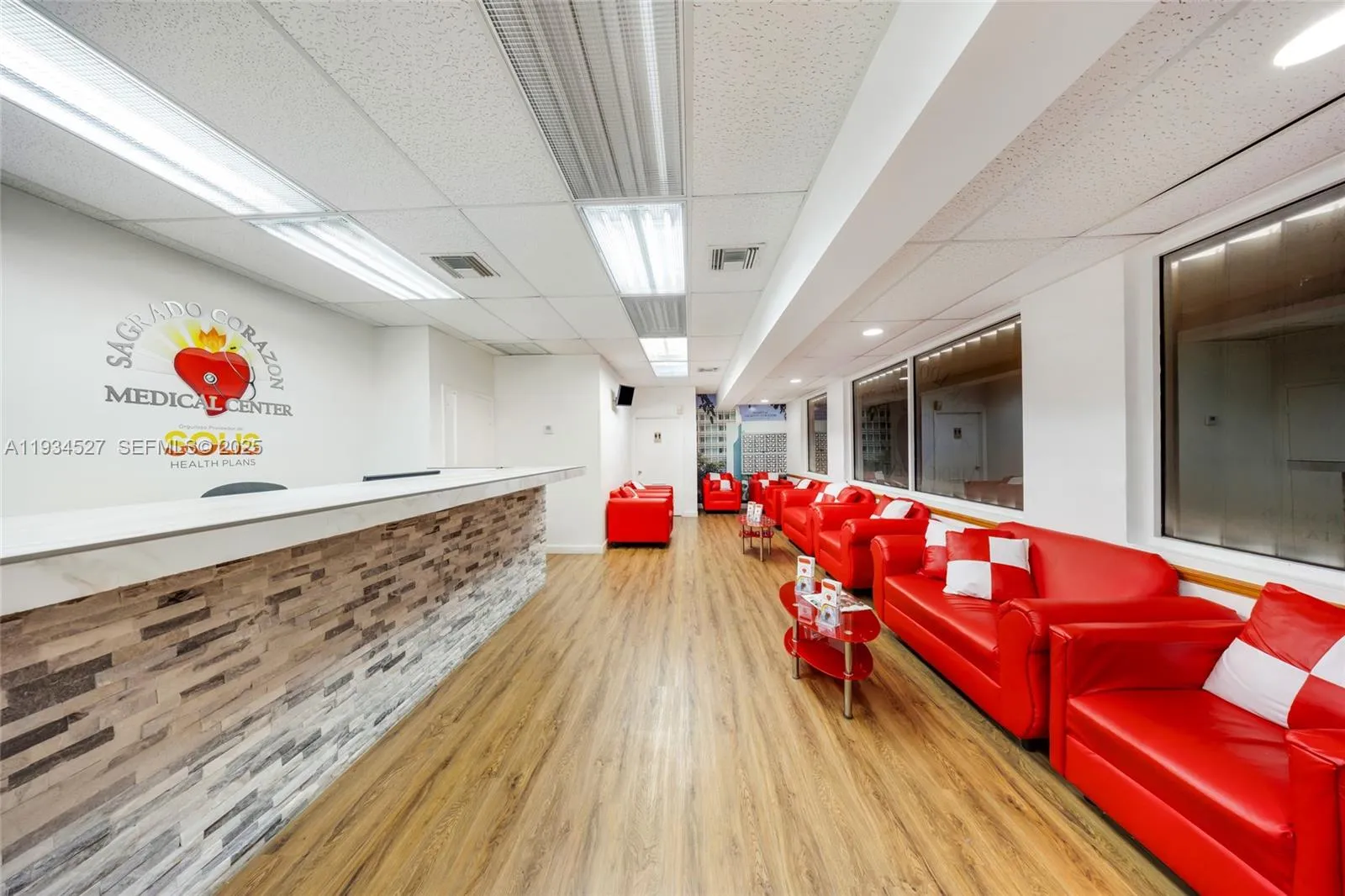 700 E 1st Ave, Hialeah FL 33010