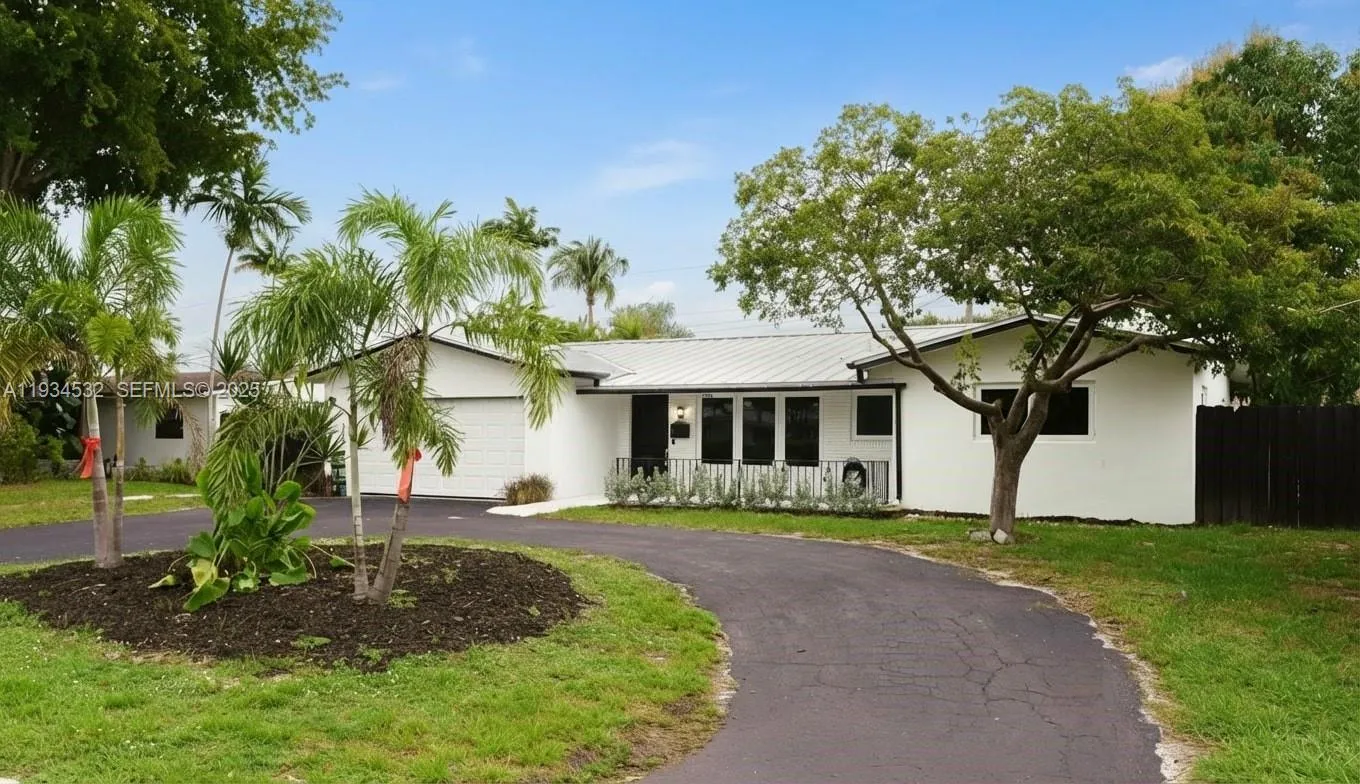 5706 NE 15th Ave, Fort Lauderdale FL 33334