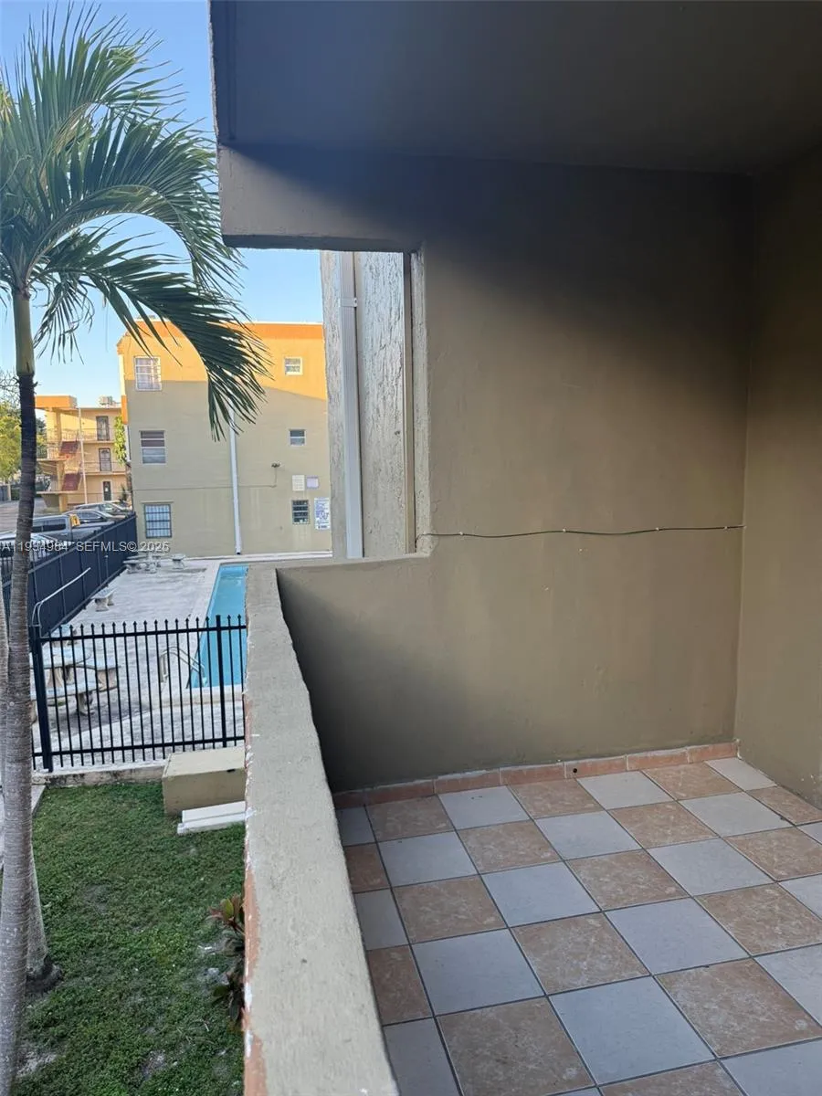 6070 W 18th Ave # 202, Hialeah FL 33012