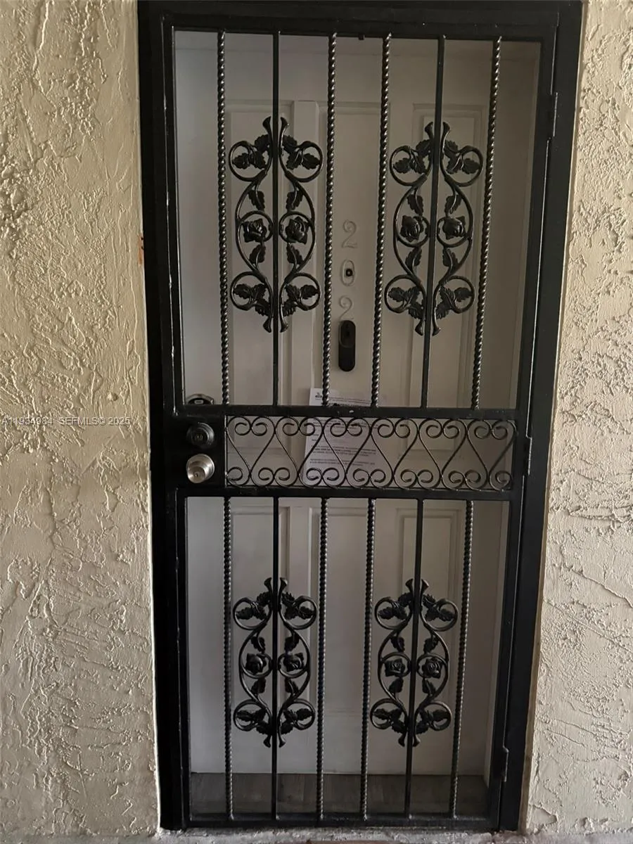 6070 W 18th Ave # 202, Hialeah FL 33012