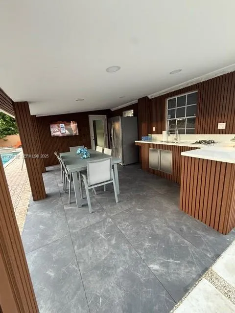 6190 W 14th Ave, Hialeah FL 33012