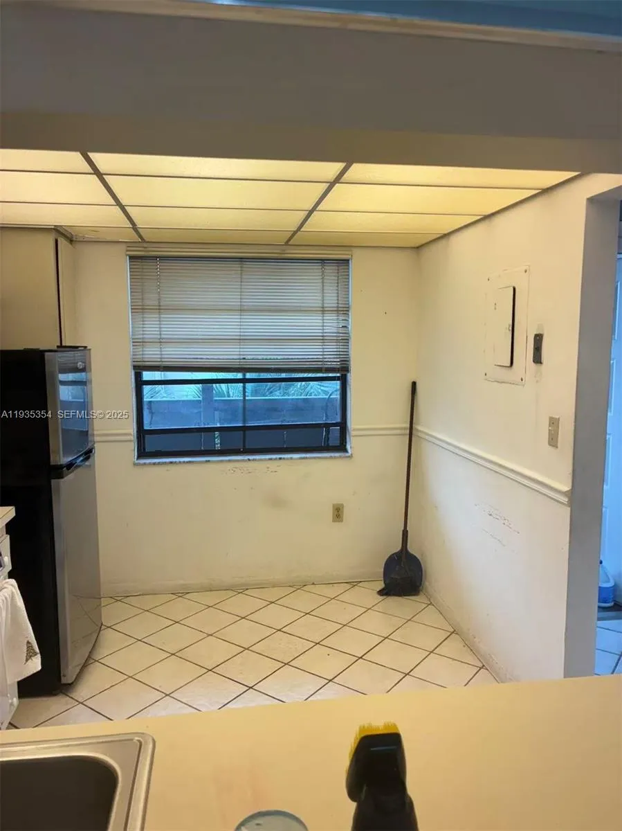 1100 Colony Point Cir # 518, Pembroke Pines FL 33026