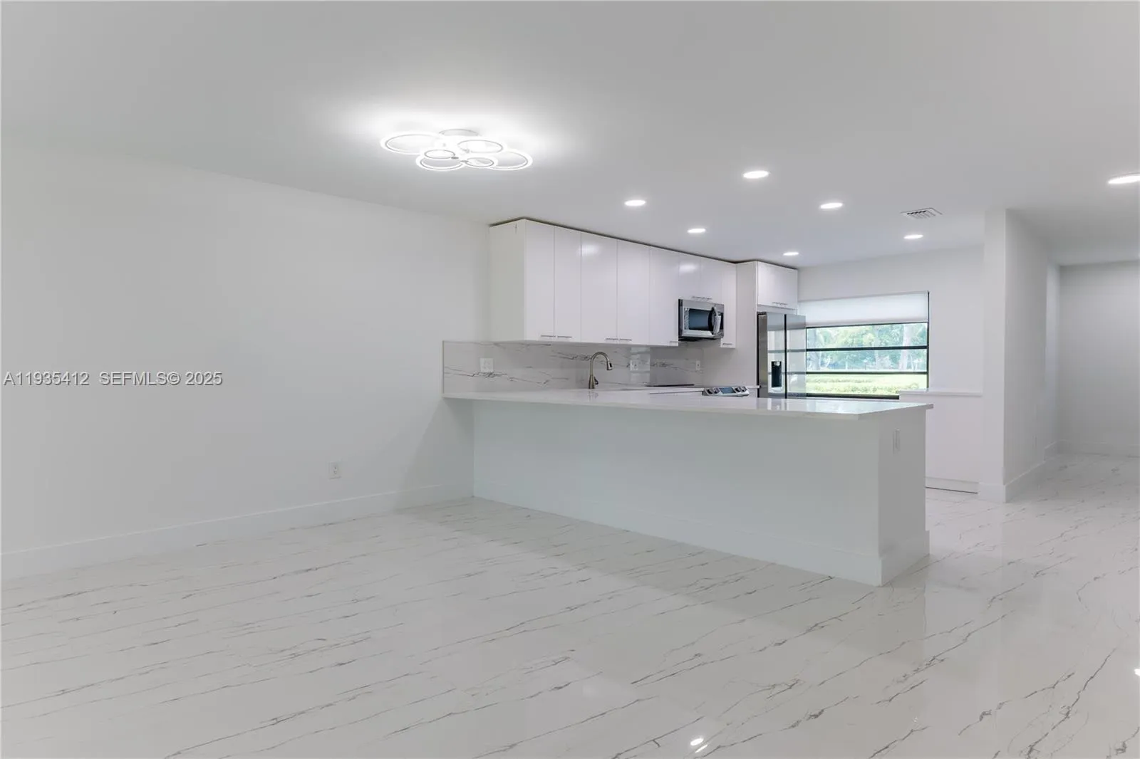 8435 Casa Del Lago # C, Boca Raton FL 33433