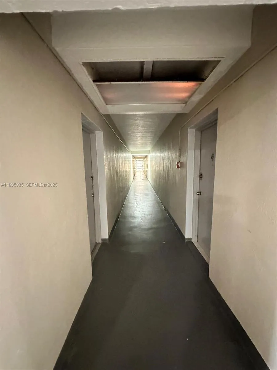 1875 W 56th St # 301, Hialeah FL 33012