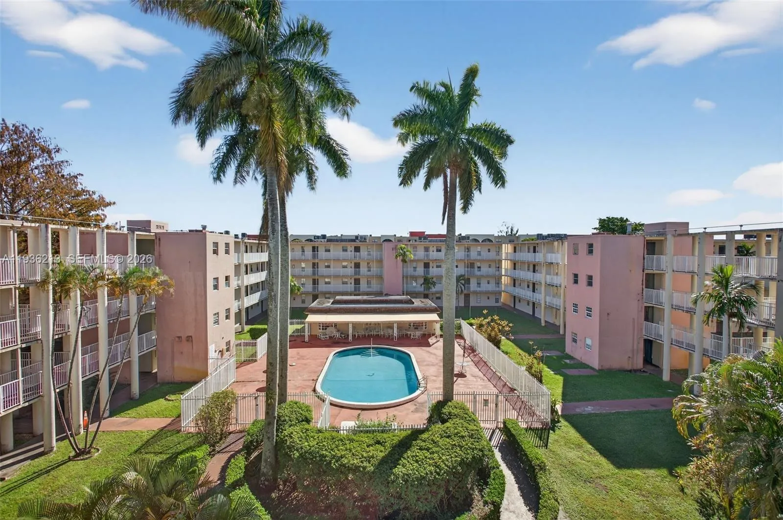 2800 NW 56th Ave # C408, Lauderhill FL 33313