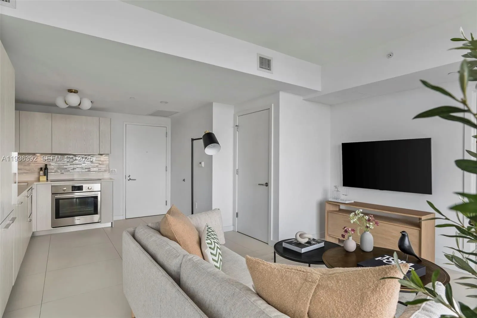 501 NE 31st St # 3409, Miami FL 33137