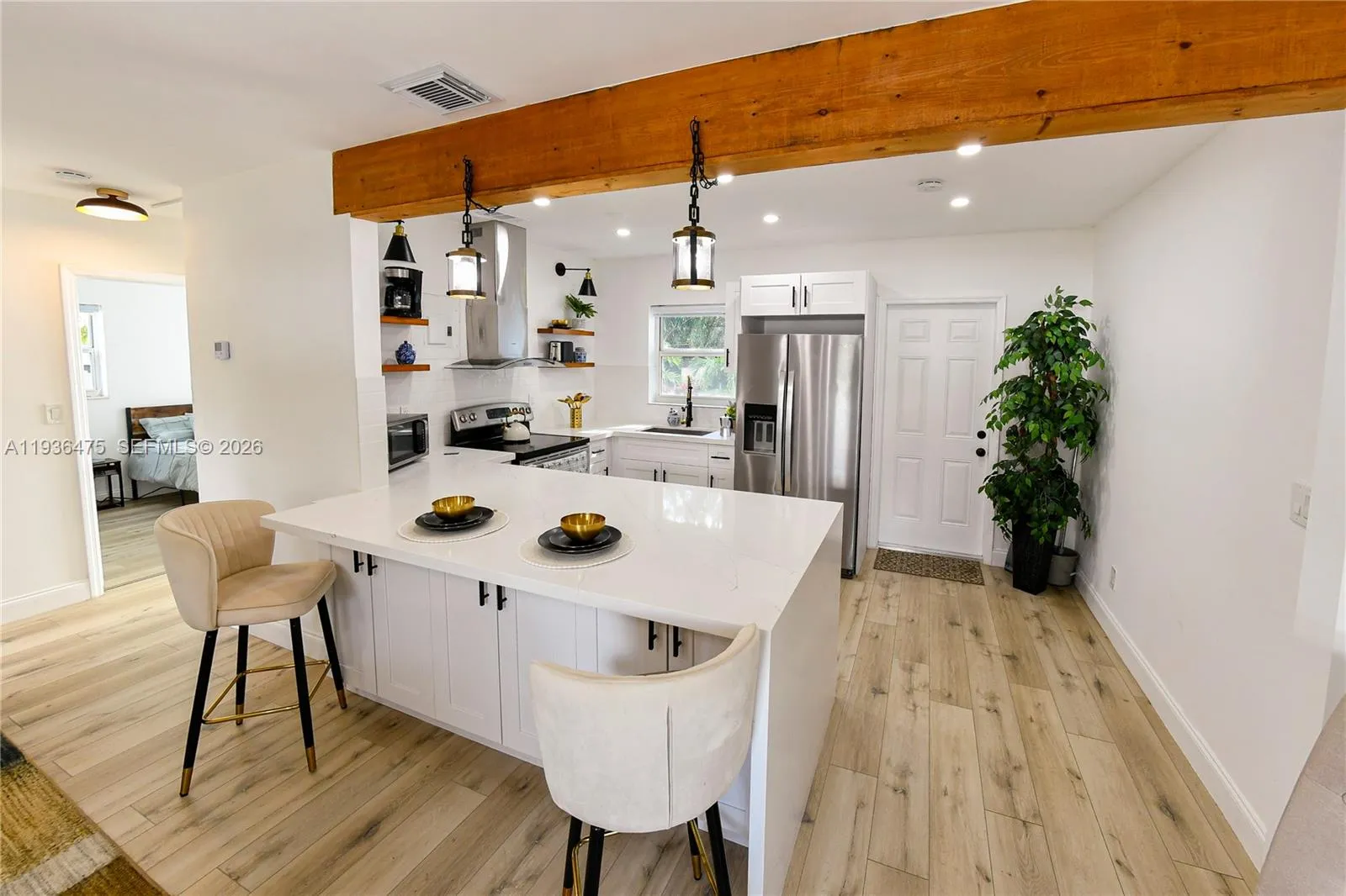 1032 NW 11th Pl, Fort Lauderdale FL 33311