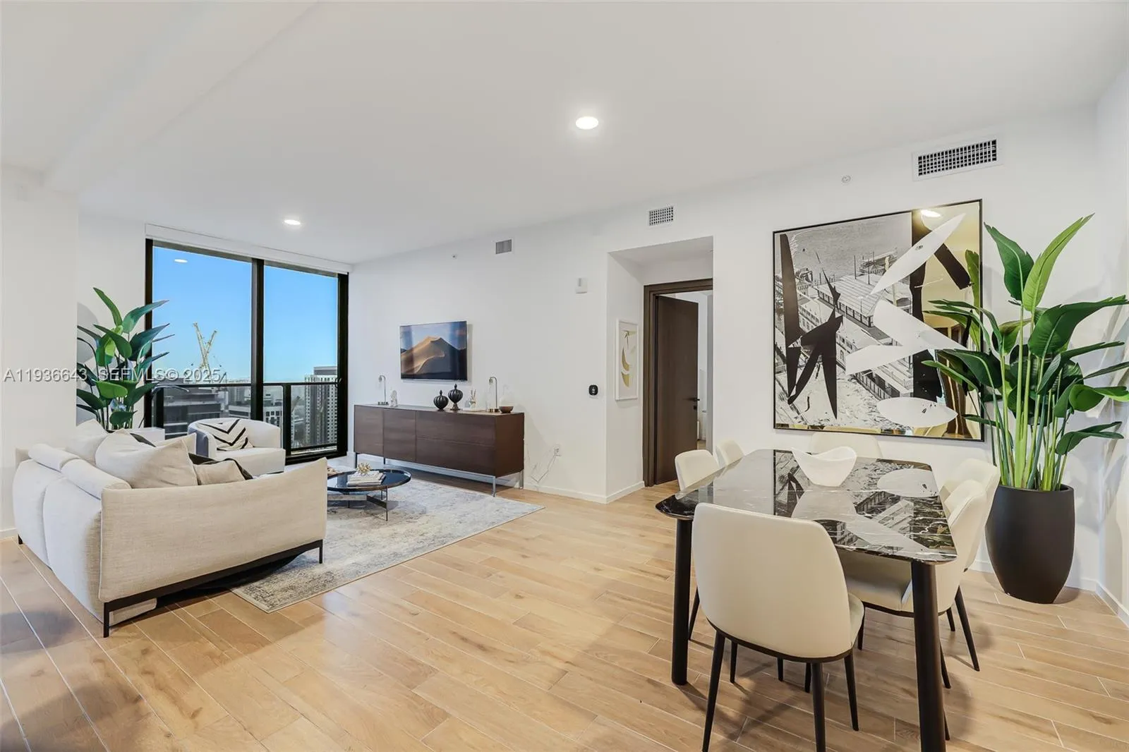 398 NE 5th St # 3719, Miami FL 33132