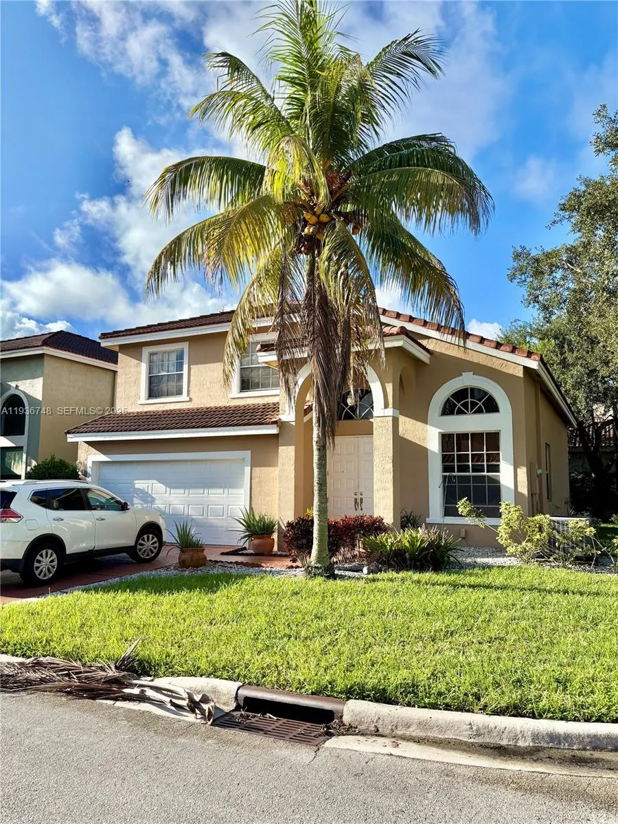 306 NW 115th Way, Coral Springs FL 33071