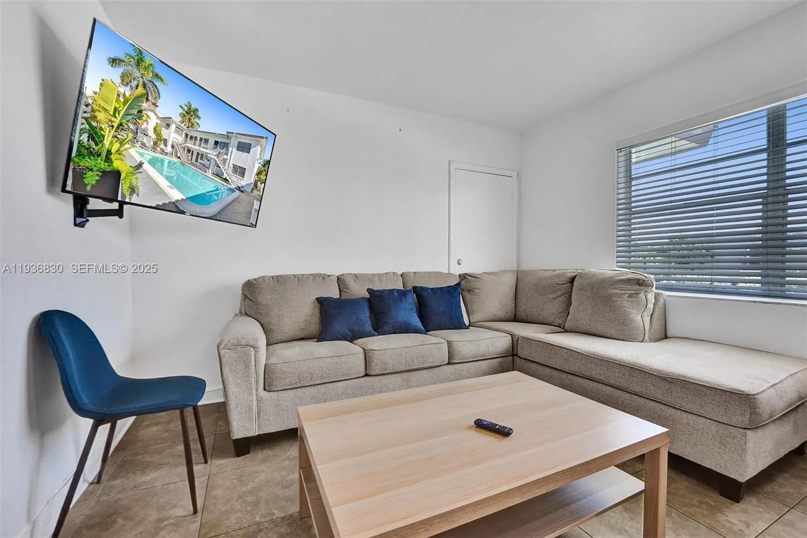 335 Desoto St, Hollywood FL 33019