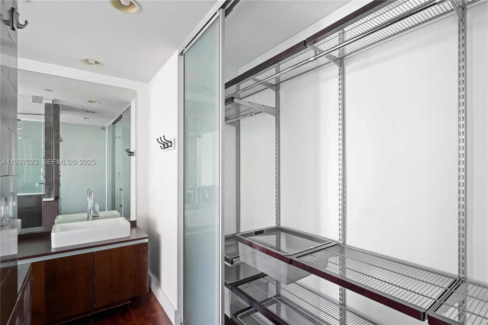 1040 Biscayne Blvd # 4108, Miami FL 33132