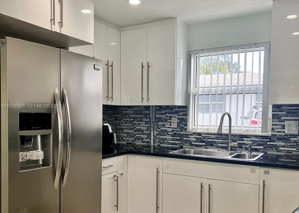 1940 Adams St, Hollywood FL 33020