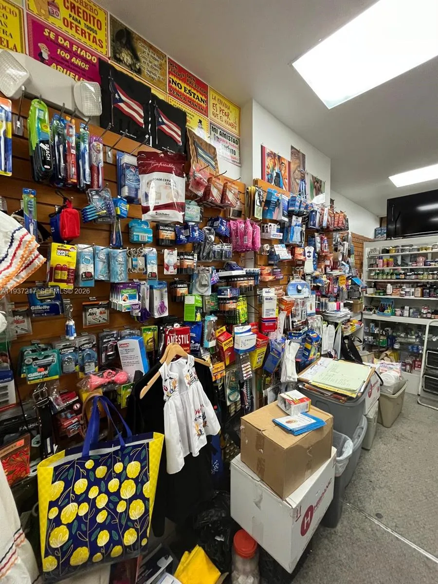 222 NE 25th St, Miami FL 33137