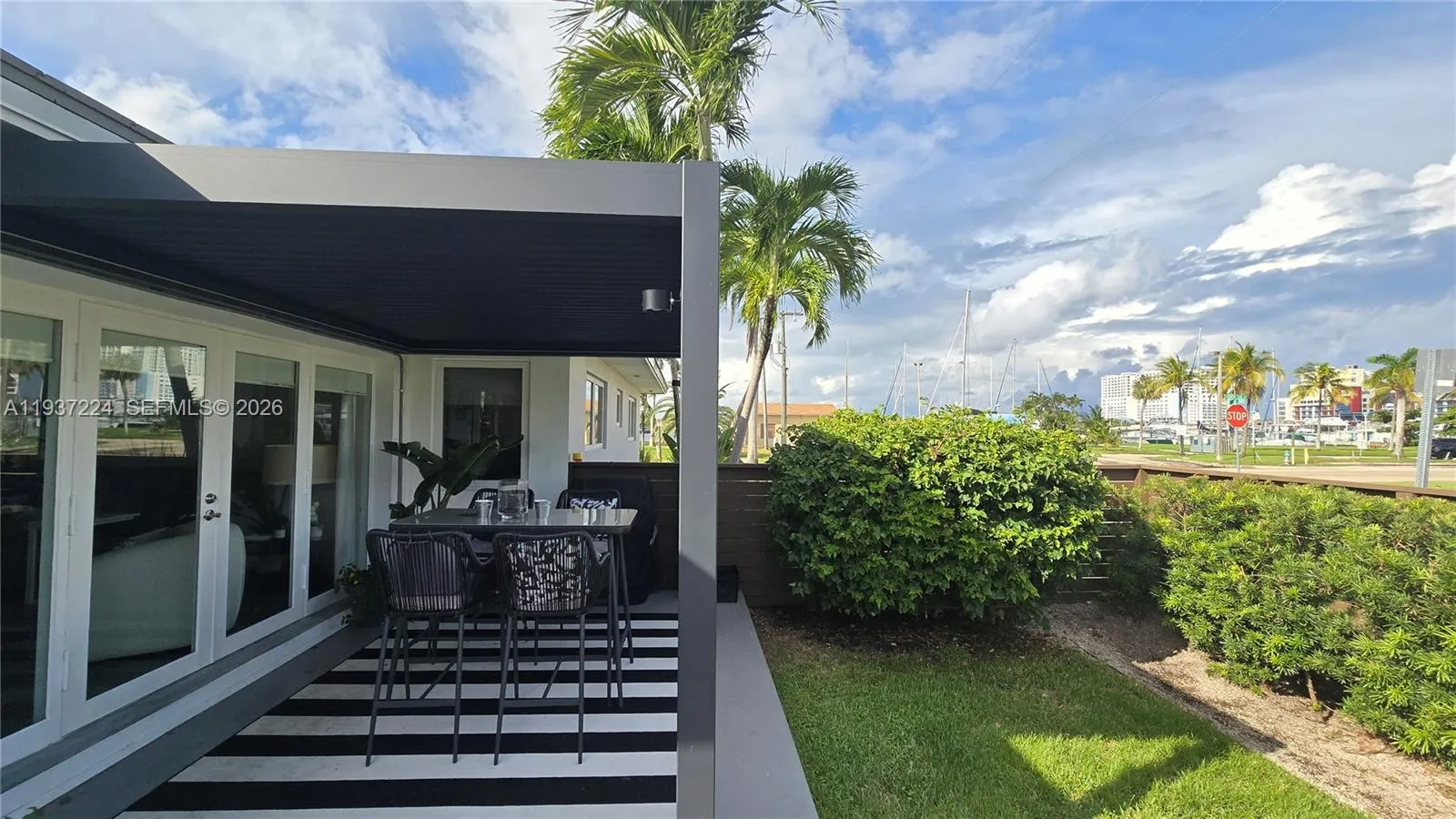 800 Polk St, Hollywood FL 33019