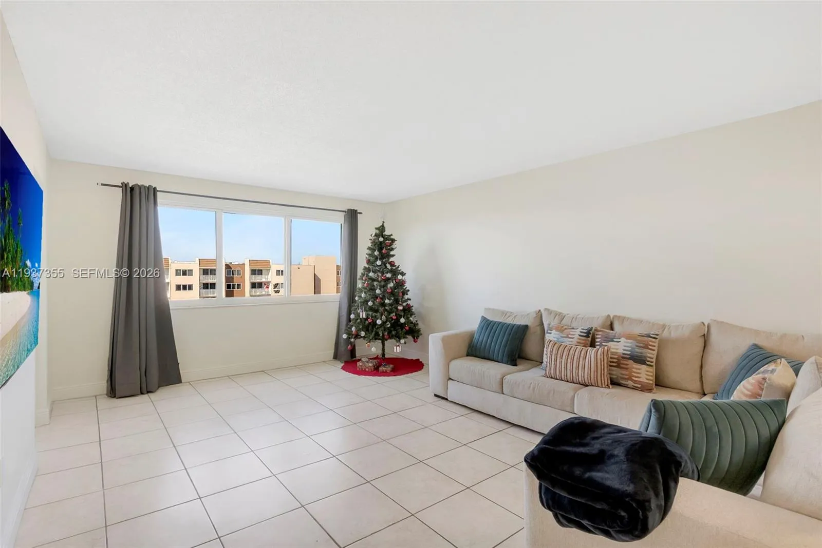 6940 Miami Gardens Dr # 531, Hialeah FL 33015