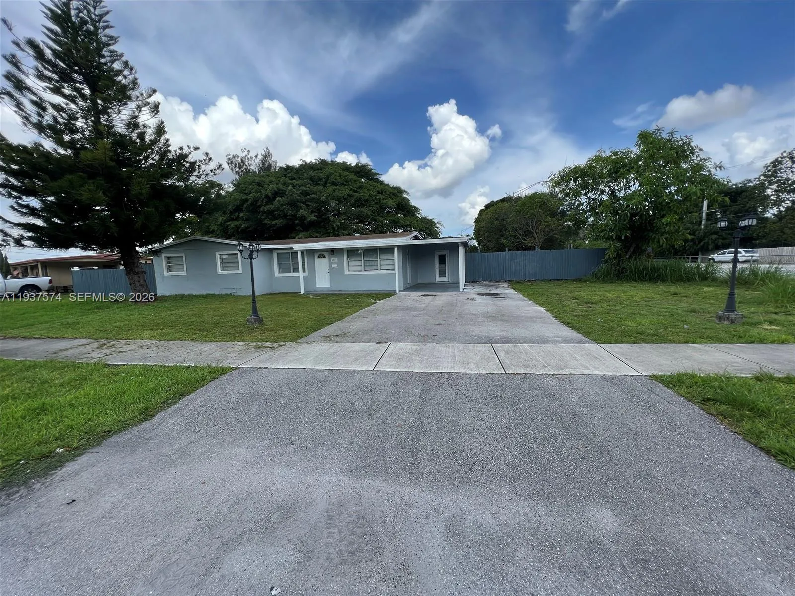 4321 NW 12th Ter, Oakland Park FL 33309