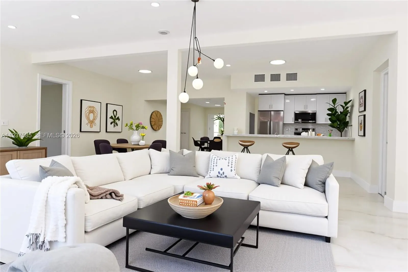 4501 Jefferson St, Hollywood FL 33021