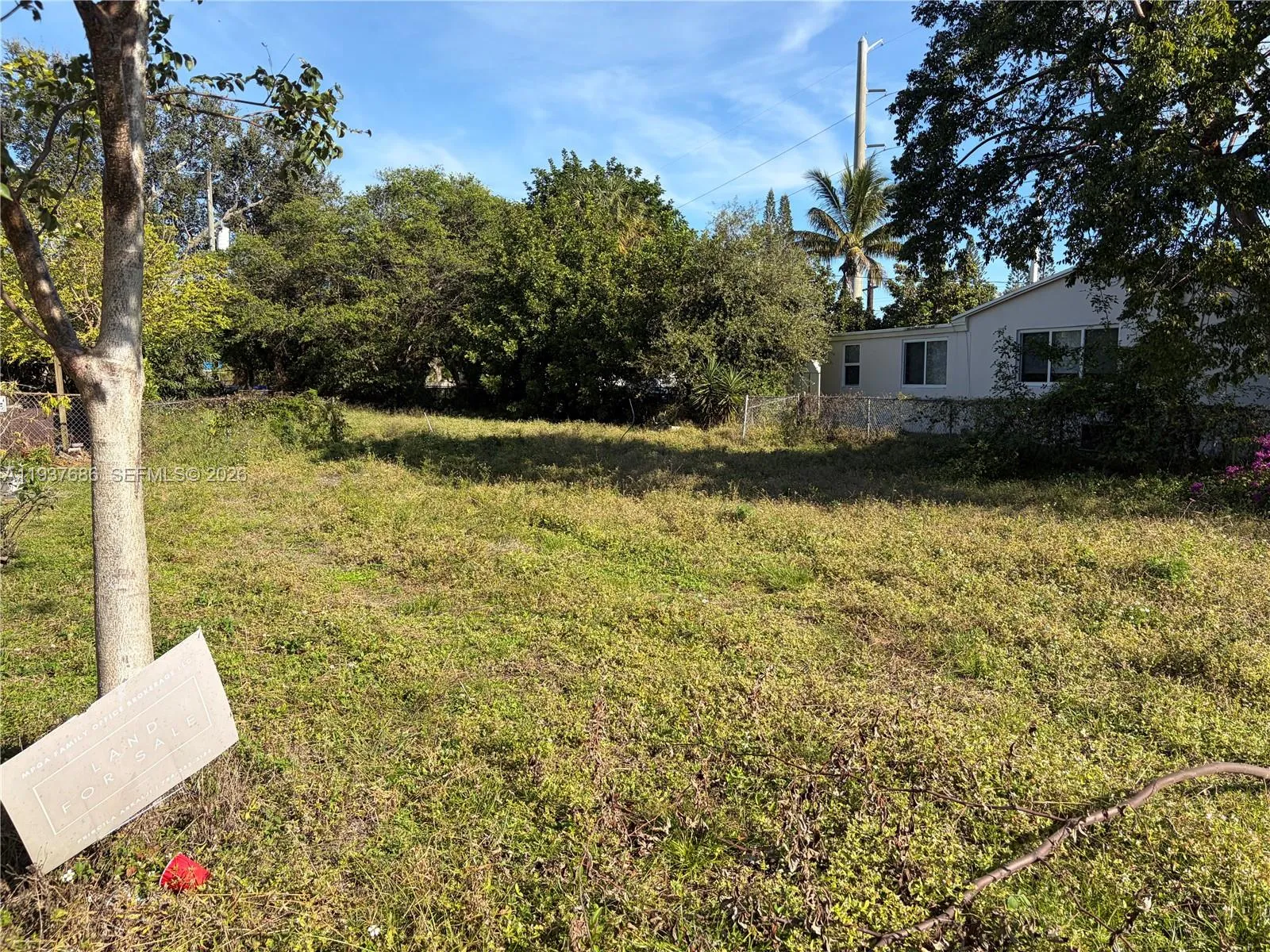 2205 Coolidge St, Hollywood FL 33020