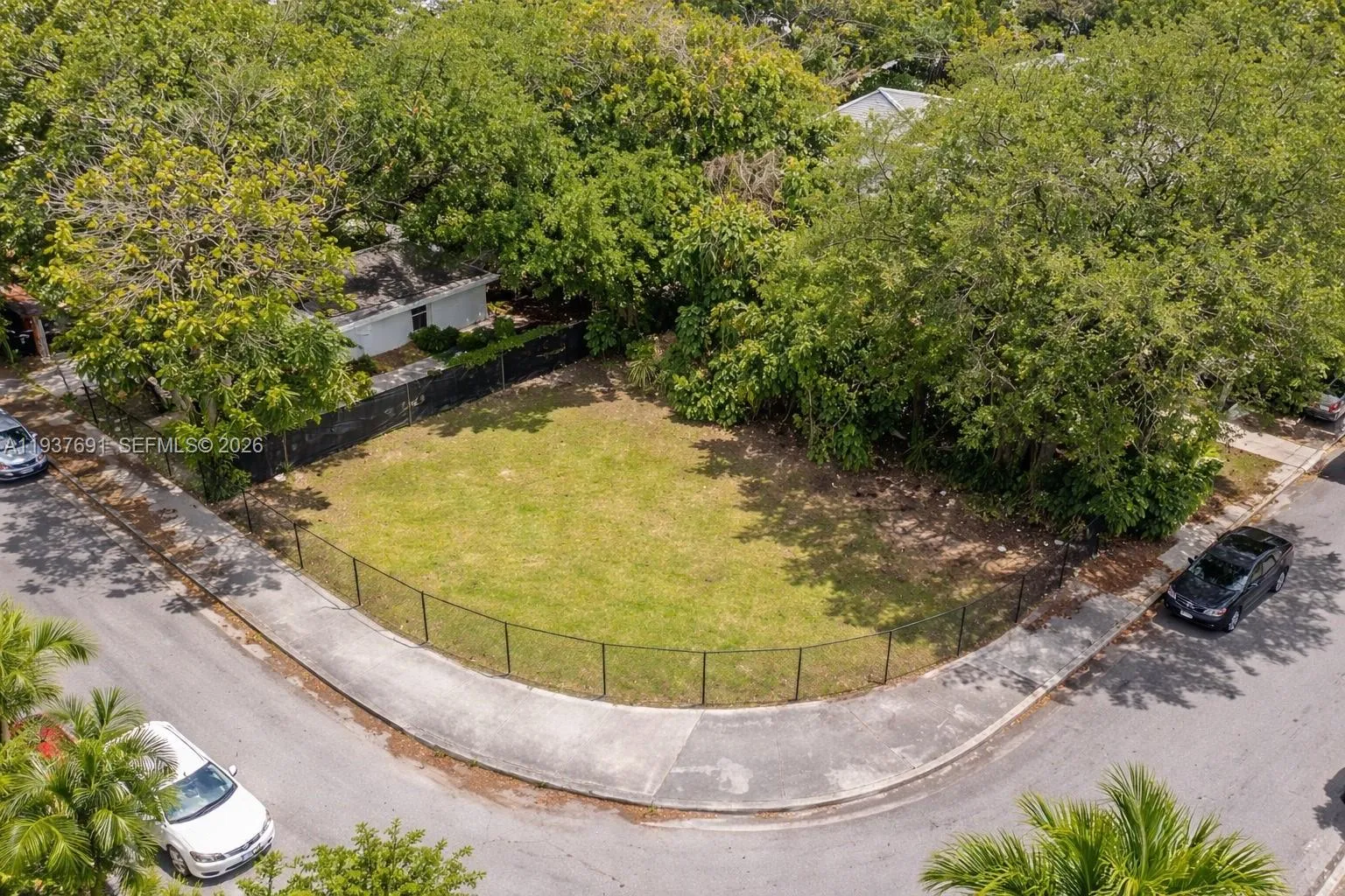 94 NE 56th St, Miami FL 33137