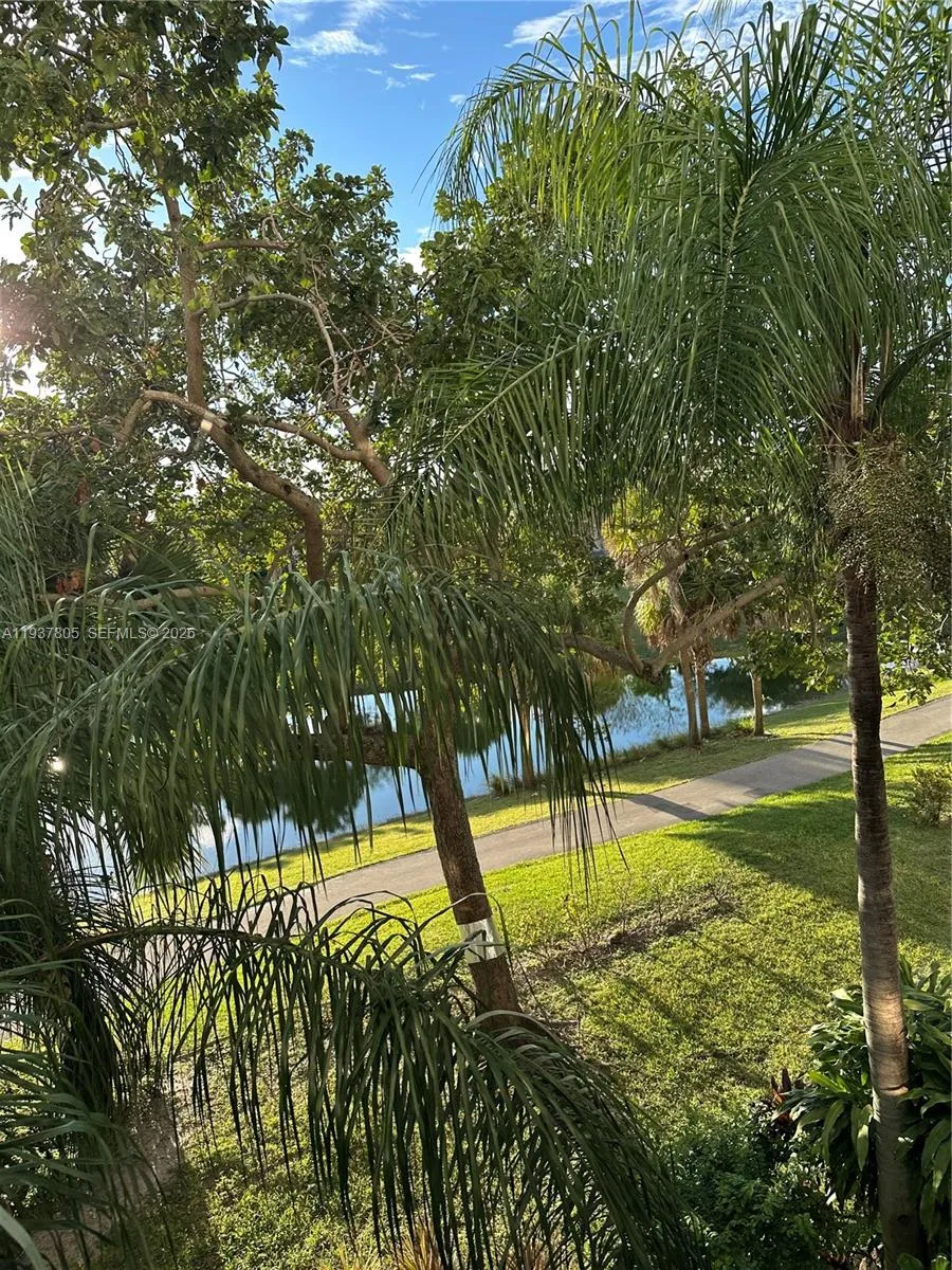 3850 Washington St # 314, Hollywood FL 33021