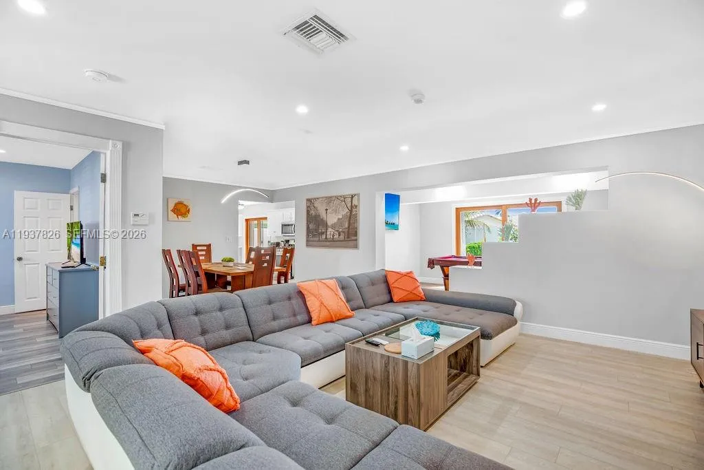 5320 NE 16th Ter, Fort Lauderdale FL 33334