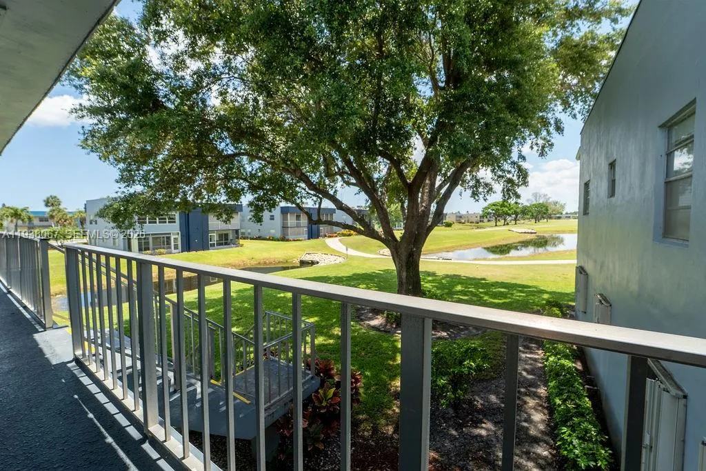 938 Normandy T # T938, Delray Beach FL 33484