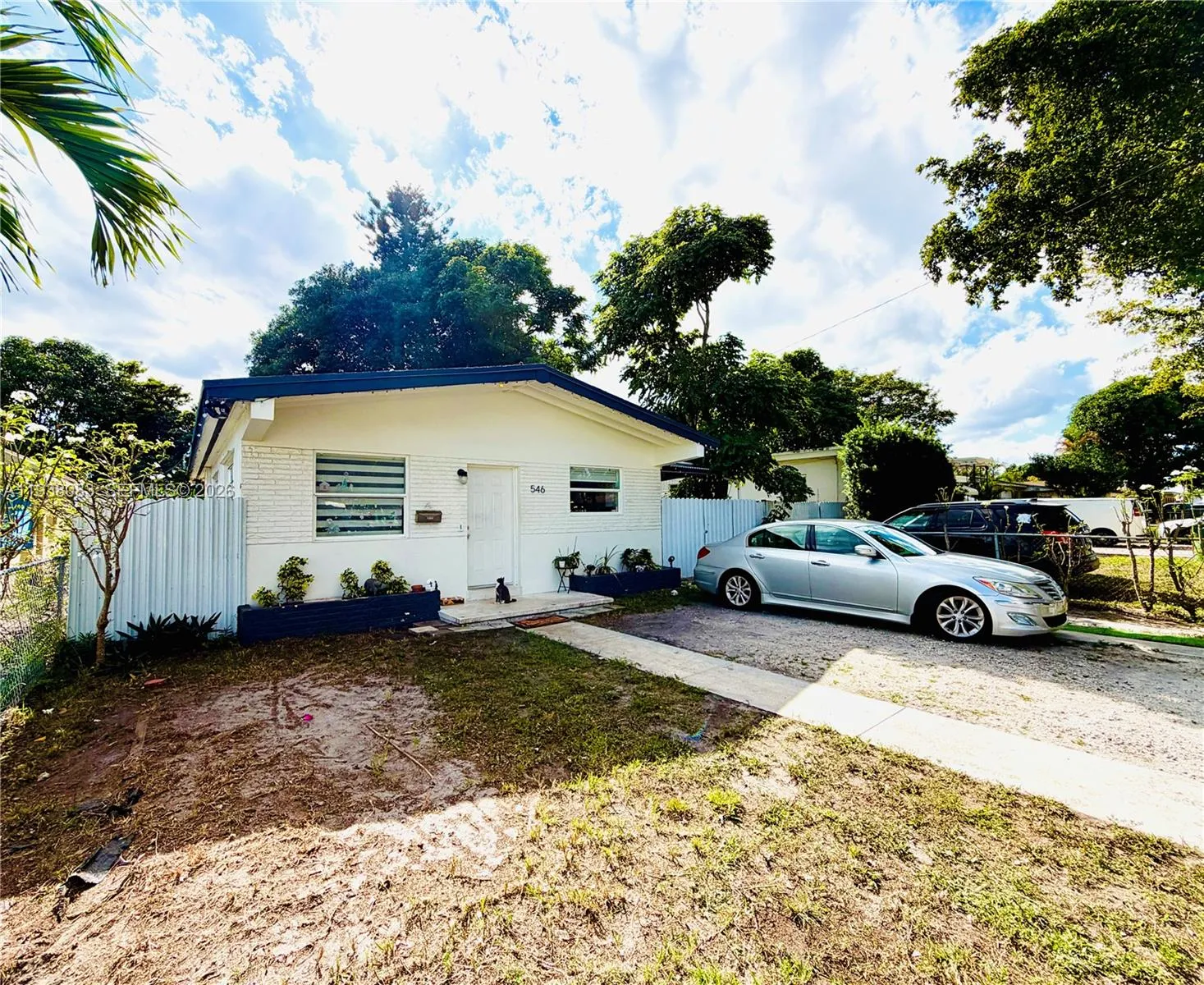 546 E 39th St, Hialeah FL 33013