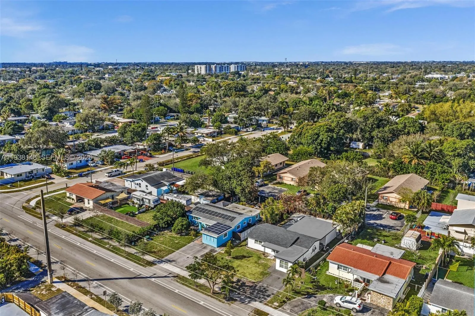 1530 N 56th Ave, Hollywood FL 33021