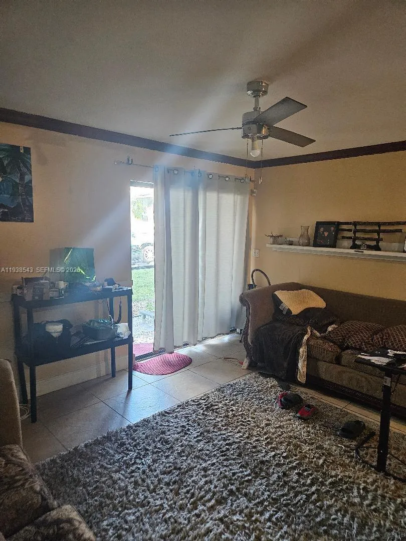18755 NW 62nd Ave # 101, Hialeah FL 33015