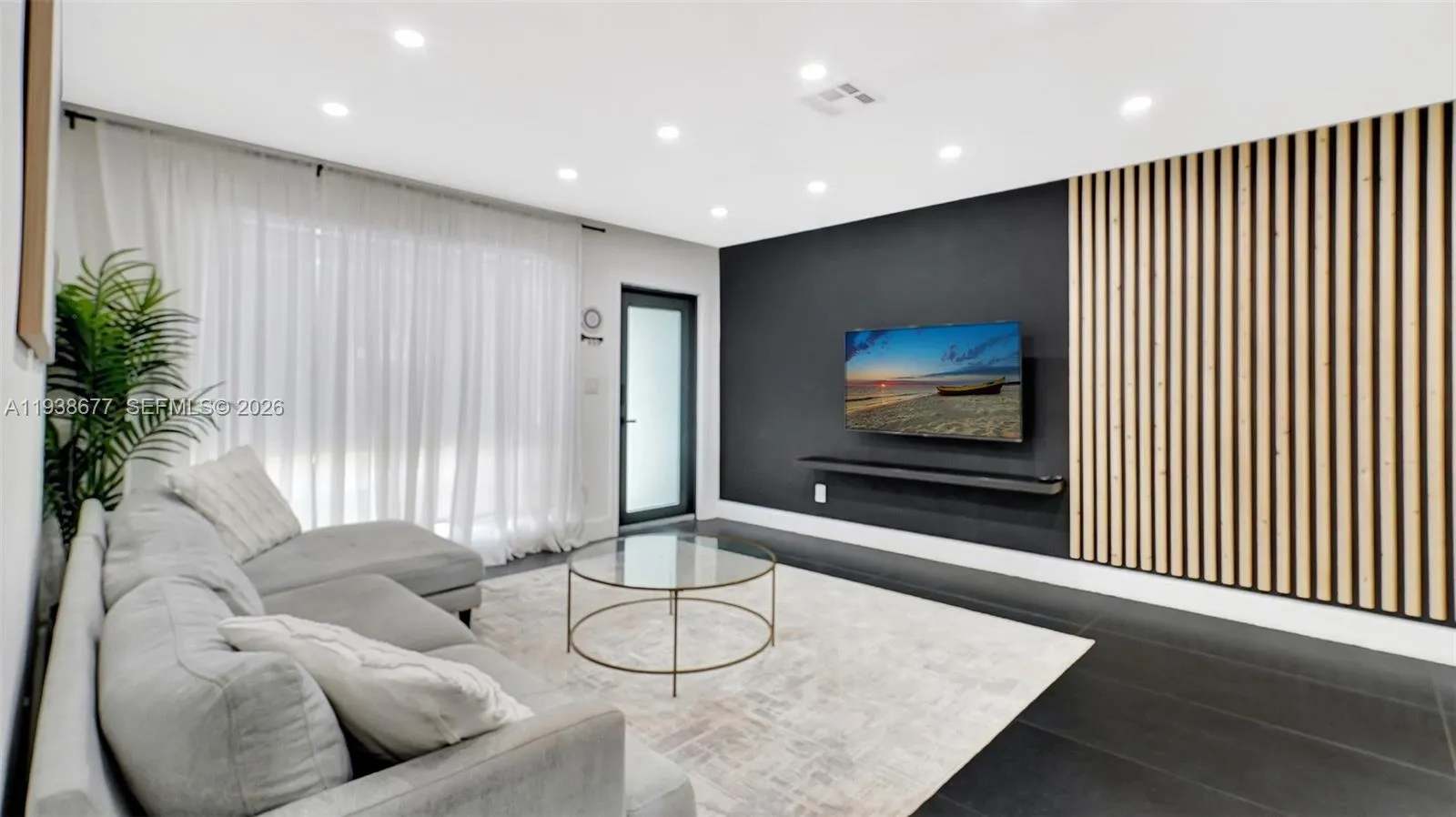 603 N 32nd Ave, Hollywood FL 33021